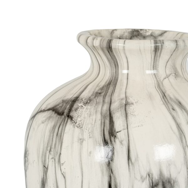 marble chours vase